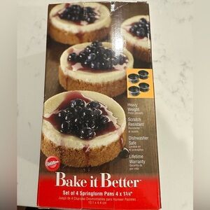 Wilton Bake it Better Set of 4 Springform Pans